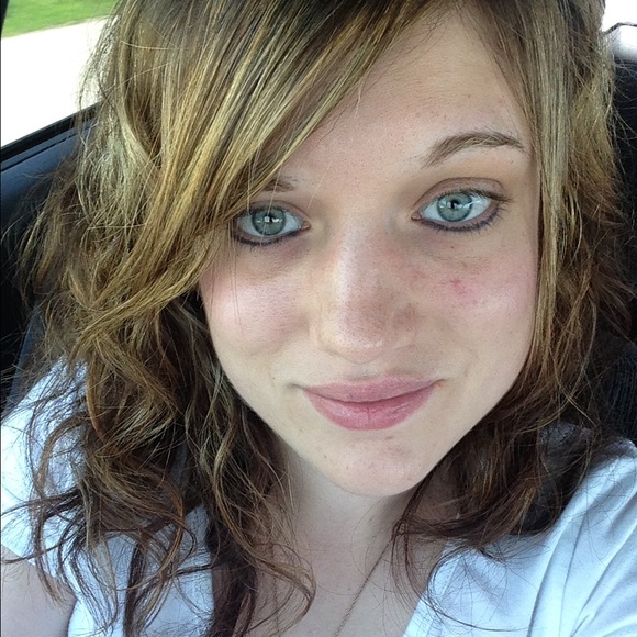 Hi! 👋🏻😎 - Picture 2 of 4