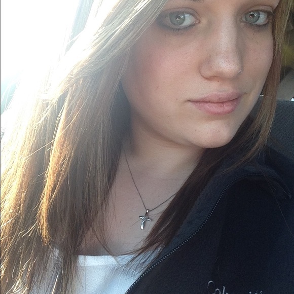 Hi! 👋🏻😎 - Picture 3 of 4