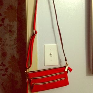 Cross body purse