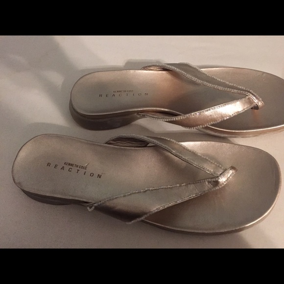 Kenneth Cole Reaction Slippers