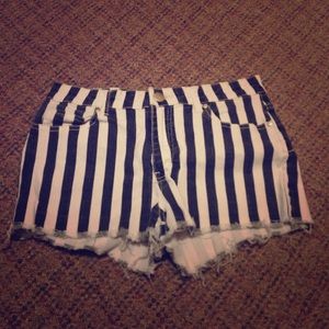 High Waisted striped shorts