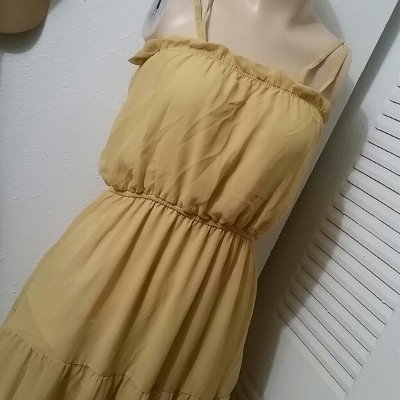 Clothes - Picture 2 of 3
