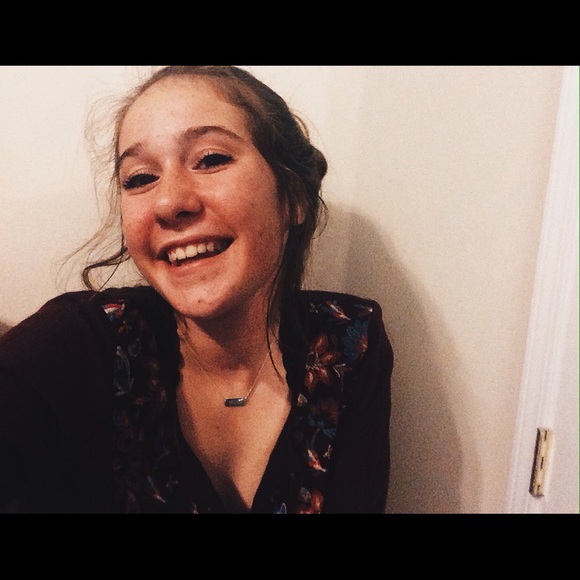 Meet your Posher, Molly - Picture 1 of 1