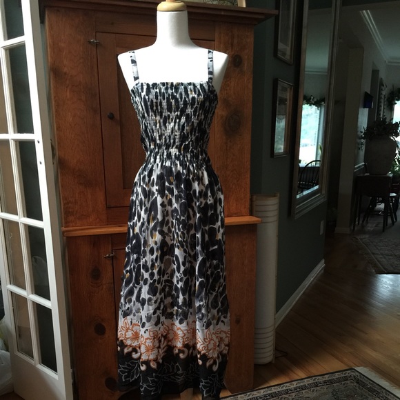 Gorgeous print dress black animal print chiffon