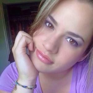 Meet your Posher, Daniella