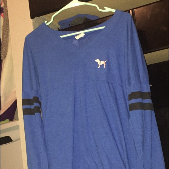 *SOLDD* PINK CREW SHIRT W SEQUINS ON BACK