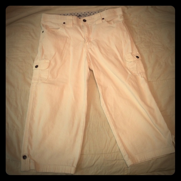 🌺Lee brand capris size 10 medium🌺