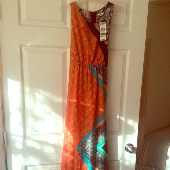 Bar ||| Dress with block pattern/geometric