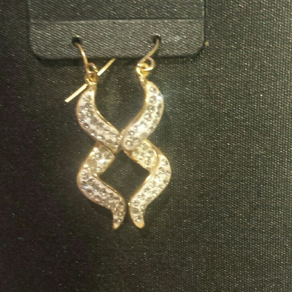 Gold plated earrings - Picture 2 of 2