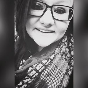 Meet your Posher, Aleesha