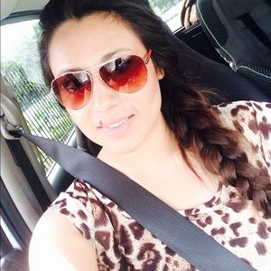 Meet your Posher, Rosa