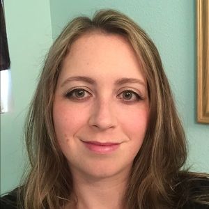 Meet your Posher, Elizabeth