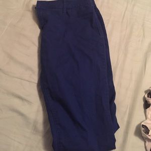 BLUE JEANS AND WHITE POLKA DOT SHIRT PAIR