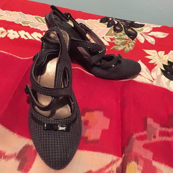 🐼BOBBI BLUE- wedge mini houndstooth