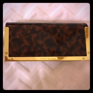 Tory Burch Gold & Tortoise Print Patent Clutch