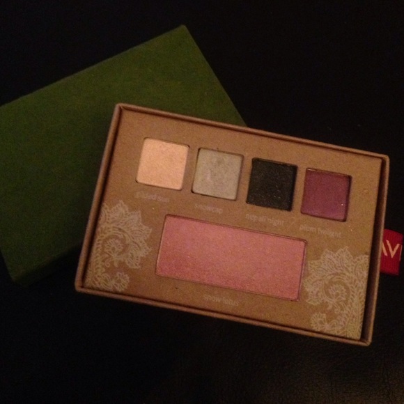 Aveda holiday palette!