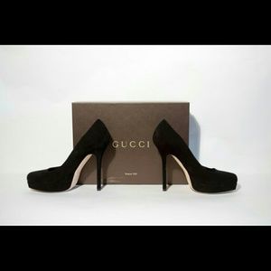 Gucci Black Suede Pumps