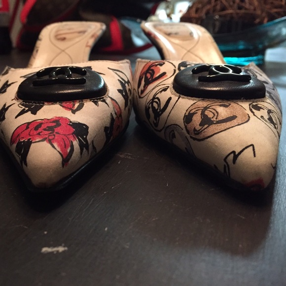 SOLD π«πHost Pickπ 11/10 Chanel heel slip on - Picture 4 of 4