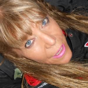 Meet your Posher, Debi