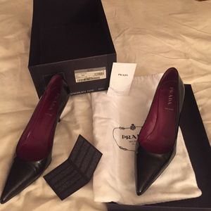 Prada Black Pumps Sz 38