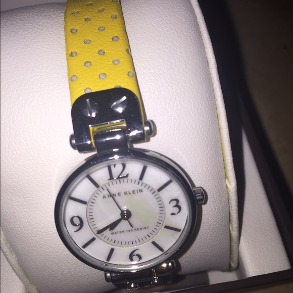 Anne Klein leather strap watch 100% authentic - Picture 1 of 3