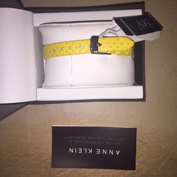 Anne Klein leather strap watch 100% authentic - Picture 2 of 3