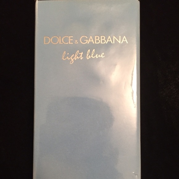 DOLCE & GABBANA 💙Light Blue💙 perfume!!
