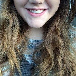 Meet your Posher, Hannah