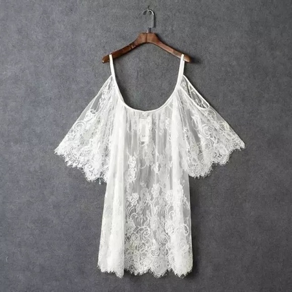 Lace  cover up - Picture 2 of 4