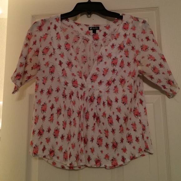 Floral short sleeve