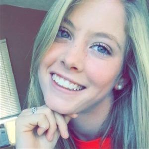 Meet your Posher, Paige