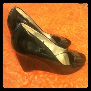 Express black patten leather wedges