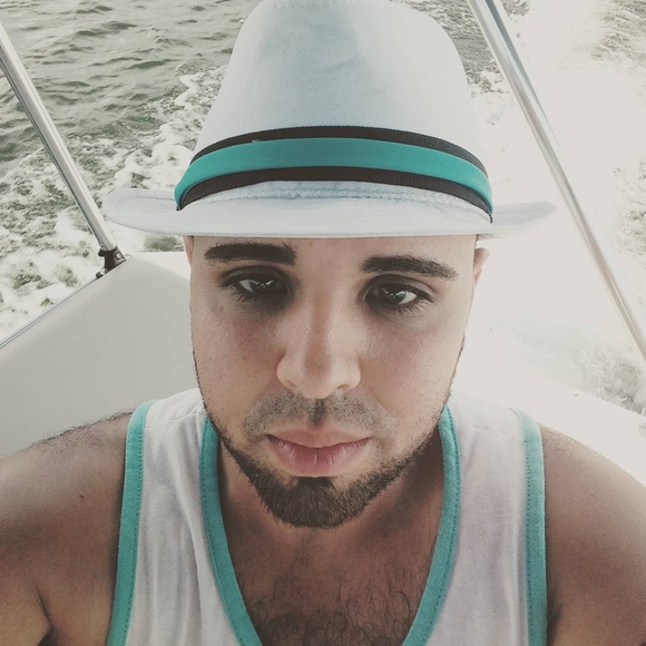 Meet your Posher, Eric - Picture 1 of 1