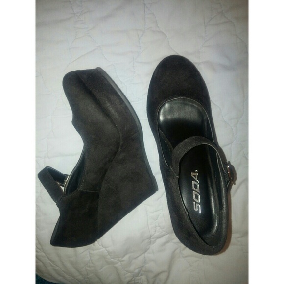 Suede black wedges