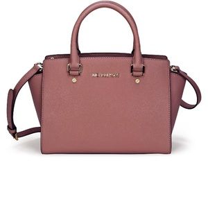 100%AuthenticMichaelKorsSelmaCrossbody Bag