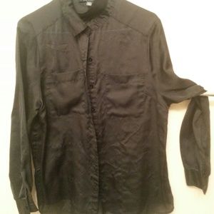 Blouse button up