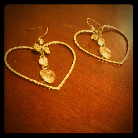 Heart shaped earrings - Picture 1 of 1