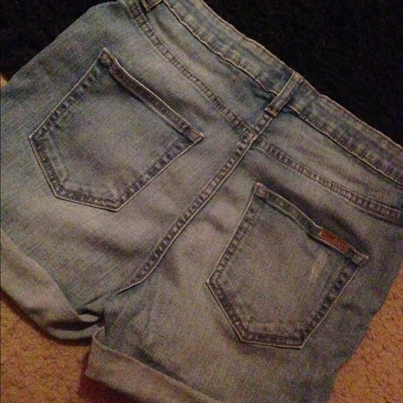 high waisted shorts - Picture 2 of 3