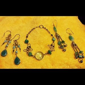 Bracelet & (2) pair of Earrings