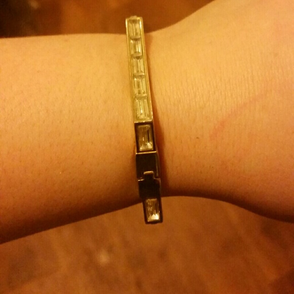 Pentagon shaped crystal bangle - Picture 2 of 2