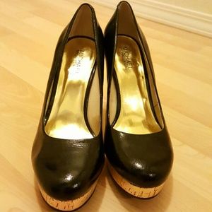 Micheal Micheal kors patent leather heels