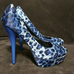 Stunning Fahrenheit statement heels