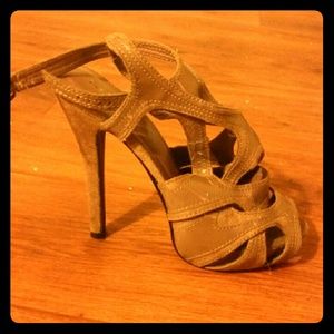 Tan patent crossover pump