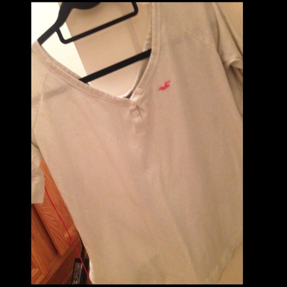 hollister shirt w/ bright spots - Picture 1 of 1