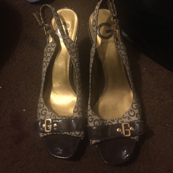 Guess 😍 - Picture 1 of 2