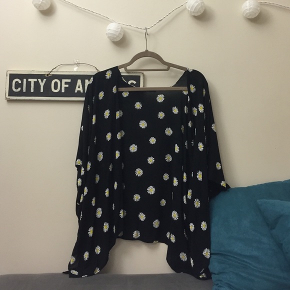 Brandy Melville Kimono