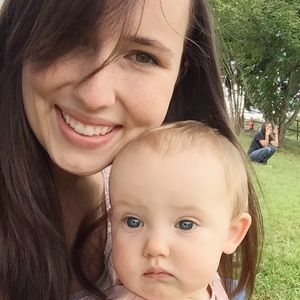 Meet your Posher, Lauren