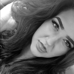 Meet your Posher, Sasha