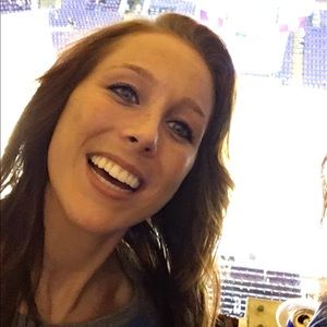 Meet your Posher, Madeleine