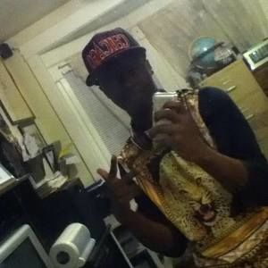 Meet your Posher, Emmanuel